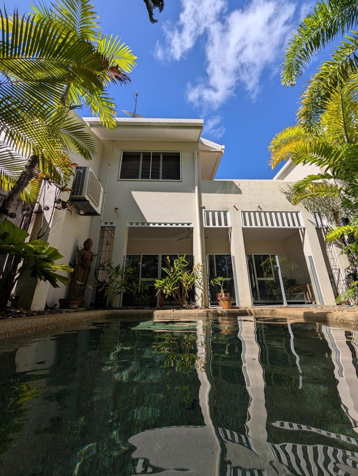 The Villas Palm Cove Pokoj fotografie